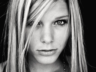 photographe-montpellier-portrait-Nais-ete-2012-by-Arnaud-Caravielhe