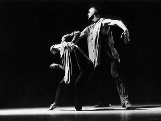 Compagnie-Taffanel-Hors Champs-Montpellier Danse 1992-by-Arnaud Caravielhe
