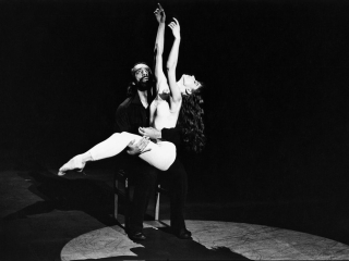 Maurice-Bejart-King Lear-Festival Montpellier Danse 1994-by-Arnaud-Caravielhe