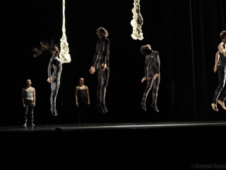 Compagnie Kafig-Mourad Merzouki-Yo Gee Ti-Montpellier Danse 2012-by Arnaud Caravielhe