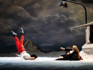Ballet de lOpera de Lyon-Peeping Tom-Festival Montpellier Danse 2019-by Arnaud Caravielhe