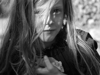 photographe-Montpellier-portrait-Charlotte-Paredasses-by-Arnaud-Caravielhe