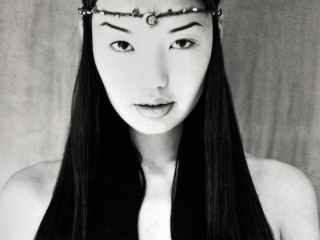 photographe-montpellier-portrait-Olga-Paris-1997-by-Arnaud-Caravielhe